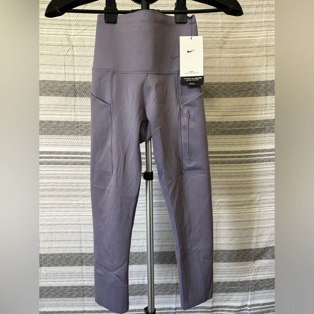 Nike GO Dri-Fit Women’s XS Cropped Leggings